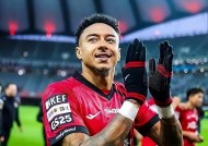 完美体育官网-某球员在亚冠赛事中表现出色,成为焦点人物的是谁