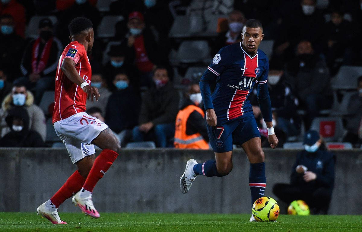 完美体育运营中心-南特主场不敌对手，降级危机增加  第1张