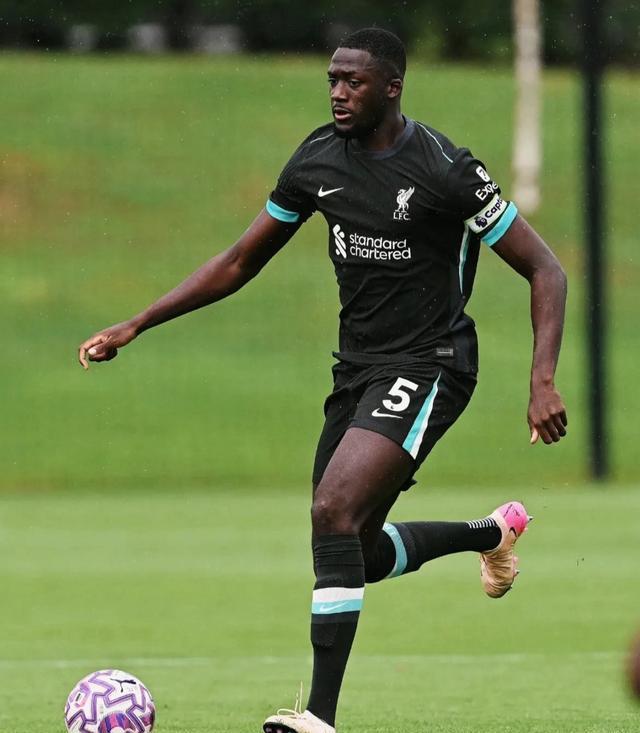 完美体育赛事官方-关于法甲新晋冠军引进国际知名教练,战力提升的信息 第2张 完美体育赛事官方-关于法甲新晋冠军引进国际知名教练,战力提升的信息 第2张