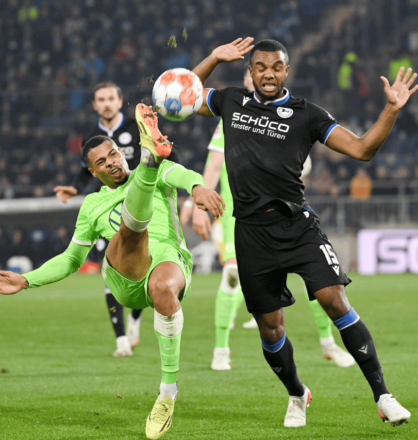 完美体育运营中心-沃尔夫斯堡战术调整赢得成功，球队士气大振的简单介绍  第1张